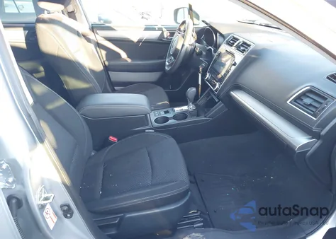 2018 Subaru Outback 2.5I Premium из США, поврежденный, VIN 4S4BSACCXJ3227027